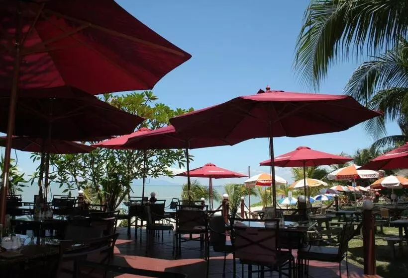 Rainbow Paradise Beach Resort