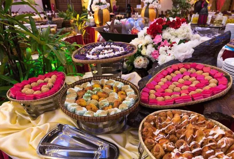 Tok Aman Bali Beach Resort @ Beachfront