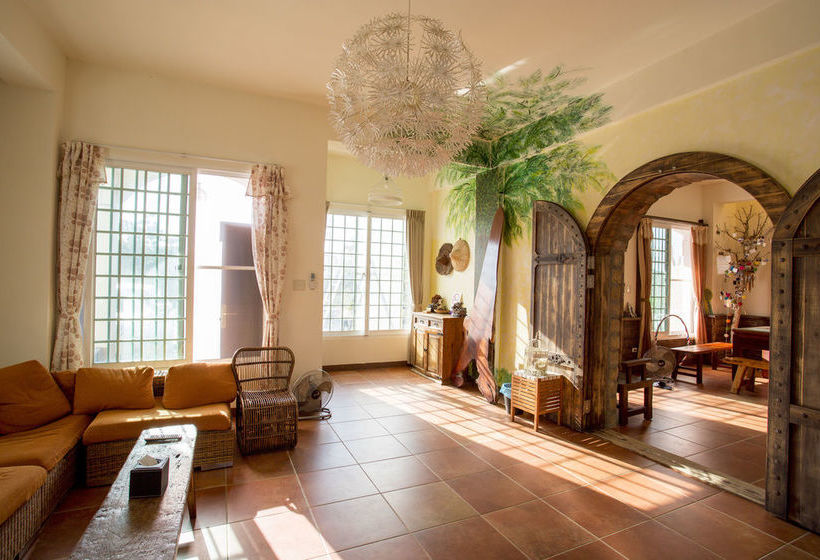 تختخواب و صبحانه Kenting Bonjour Resort