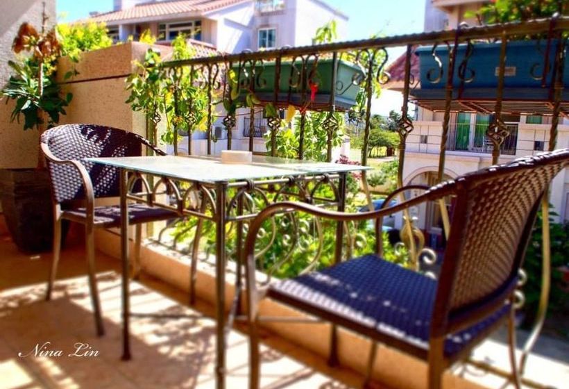 تختخواب و صبحانه Kenting Bonjour Resort