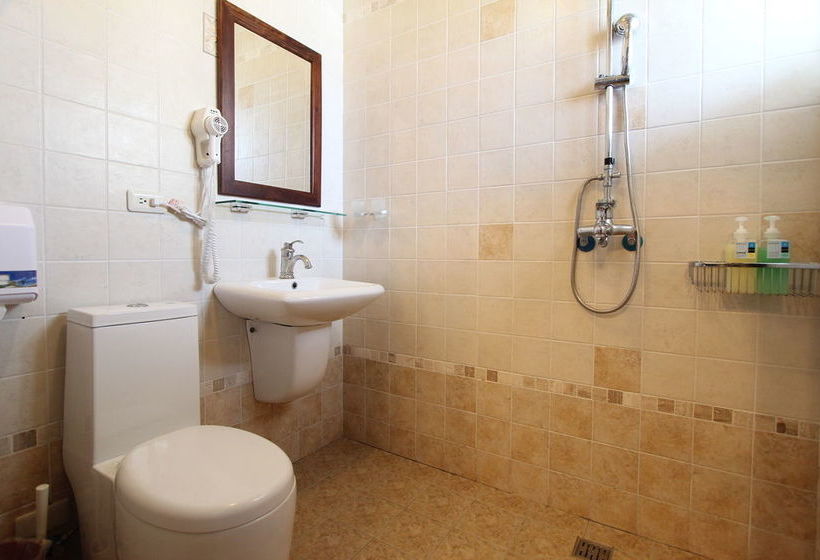 تختخواب و صبحانه Kenting Bonjour Resort