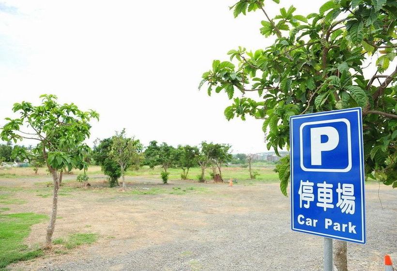 تختخواب و صبحانه Kenting Bonjour Resort