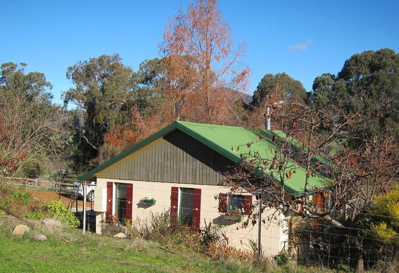 Edelweiss Cottage B&b