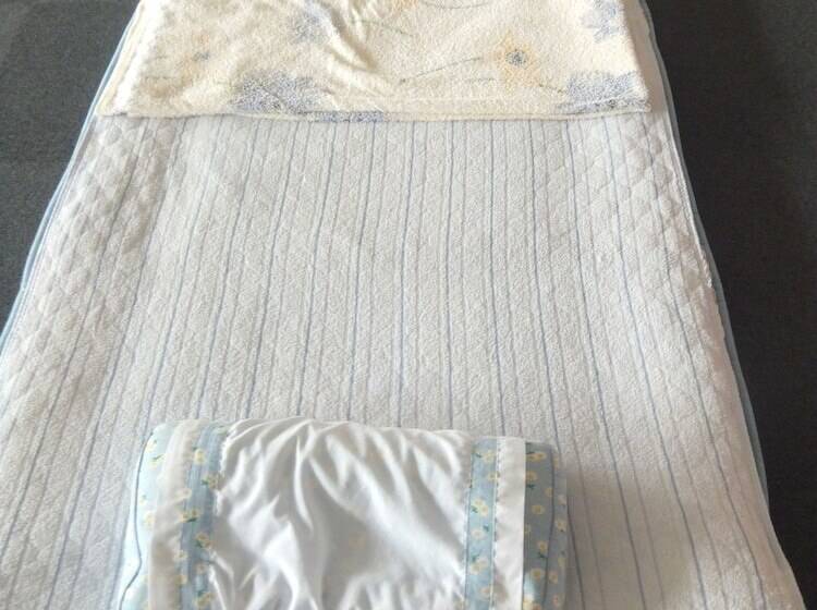 Hidamarinoyu Flop House   Hostel