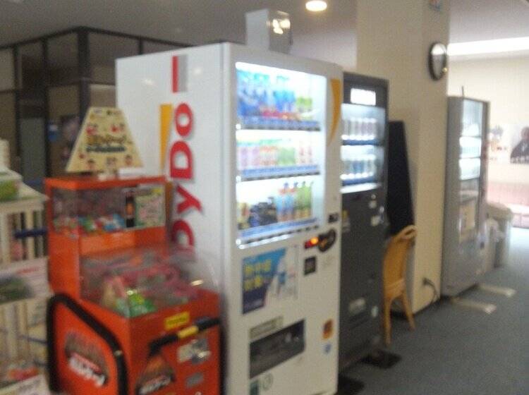 Hidamarinoyu Flop House   Hostel