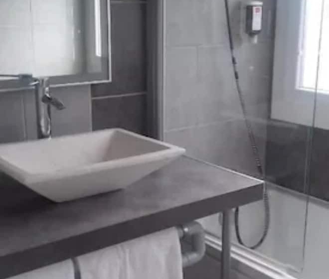 ホテル Abor Hôtel, Mont De Marsan