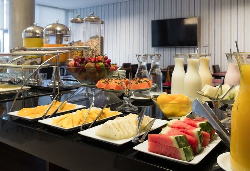 Frontier Hotel Rivera