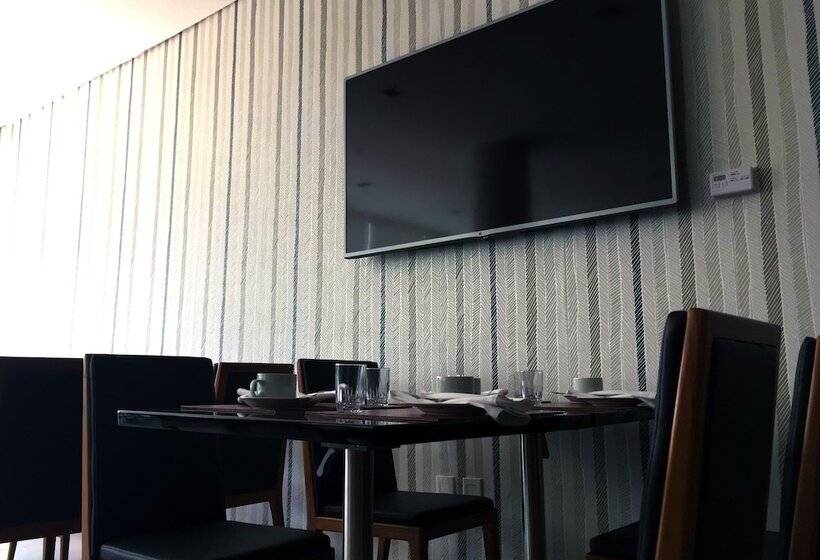 Frontier Hotel Rivera