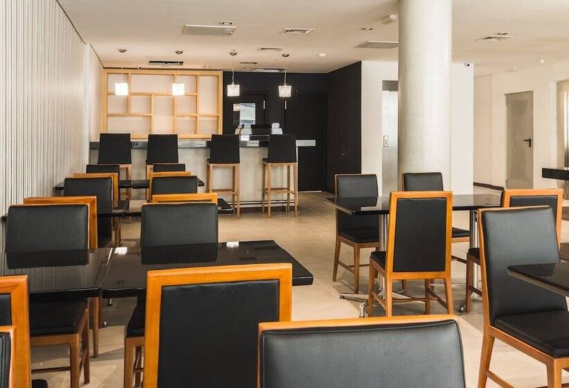 Frontier Hotel Rivera