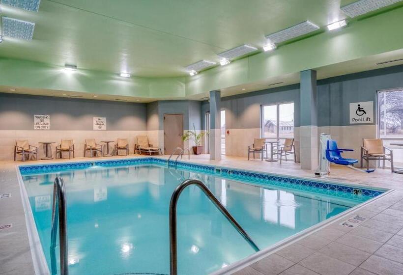 ホテル Holiday Inn Express Troy, An Ihg