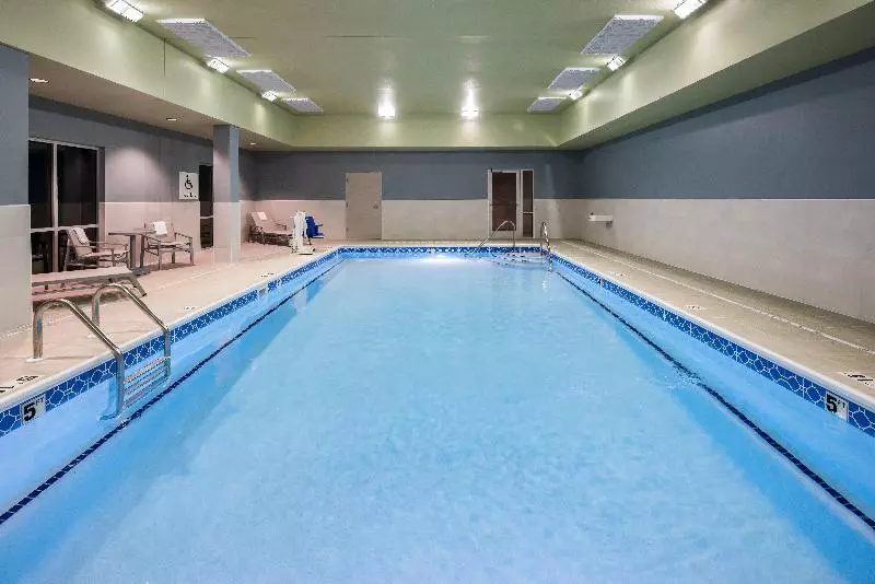 ホテル Holiday Inn Express Troy, An Ihg