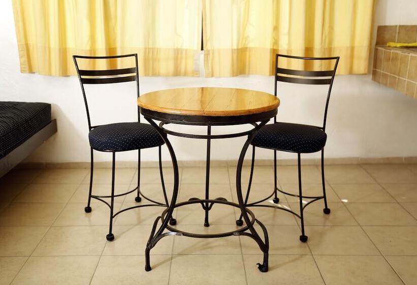 בית מלון כפרי Rj