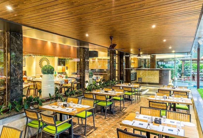 Hotel Treebo Premium Grand Emerald