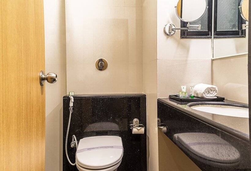 Hotel Treebo Premium Grand Emerald