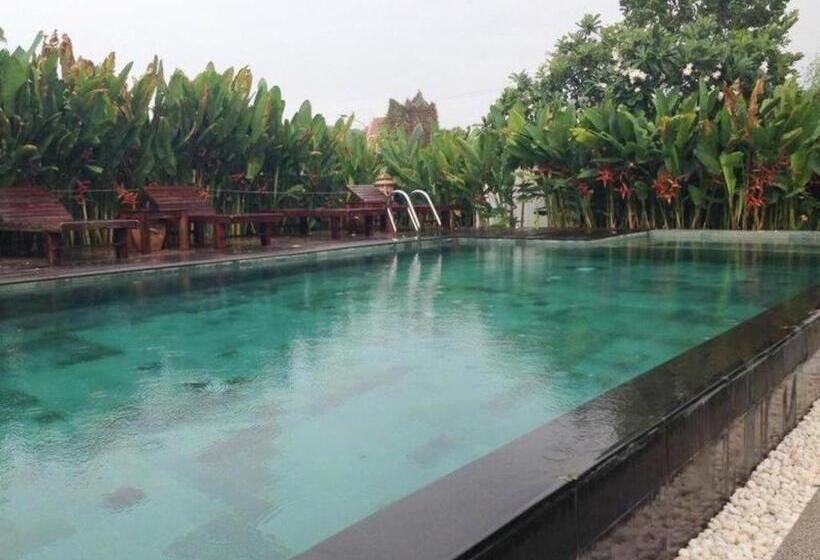 בית מלון כפרי Villa Phra Chan Resort