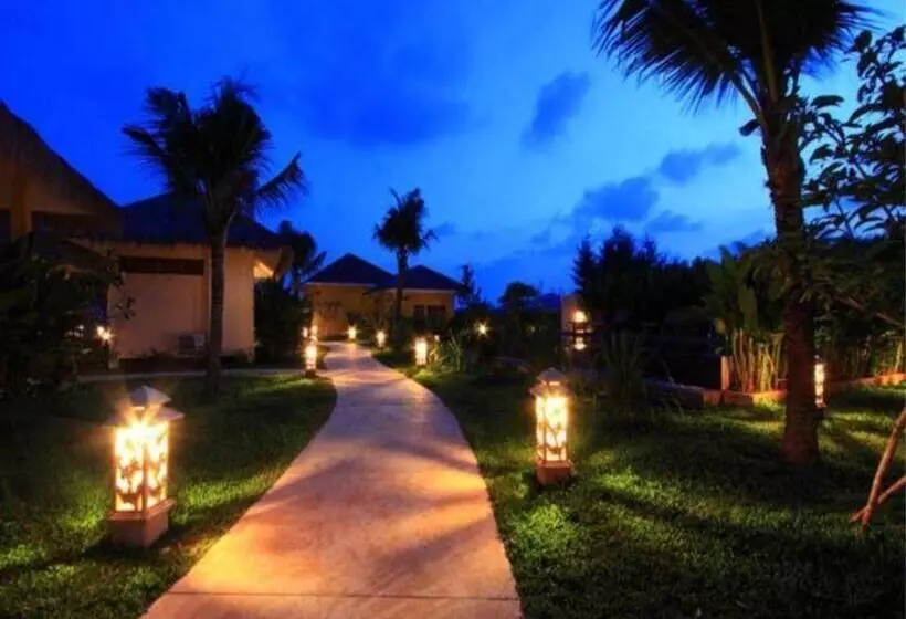 Hotelli Villa Phra Chan Resort