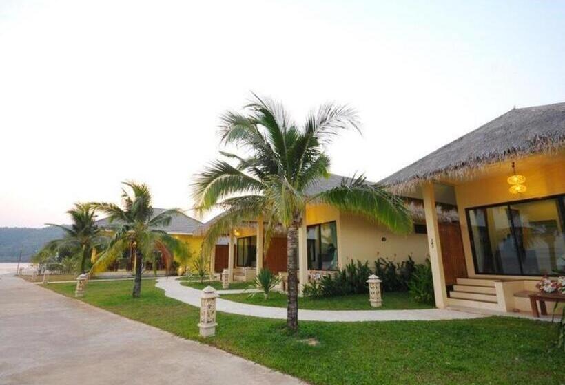 Hotel Villa Phra Chan Resort