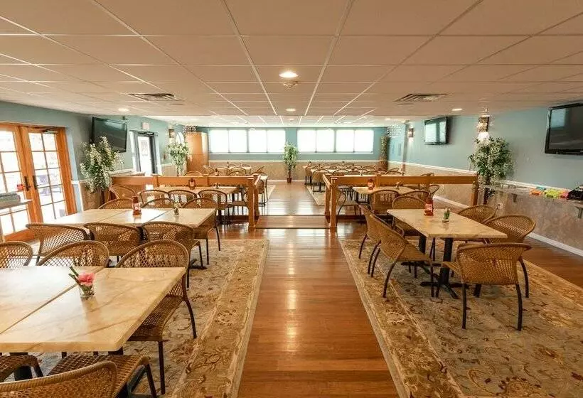 Las Olas Beach Club