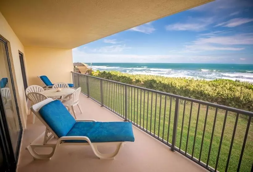 Las Olas Beach Club