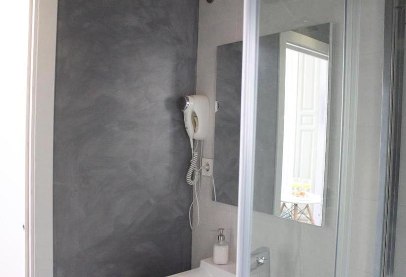 Life Apartments Calderón