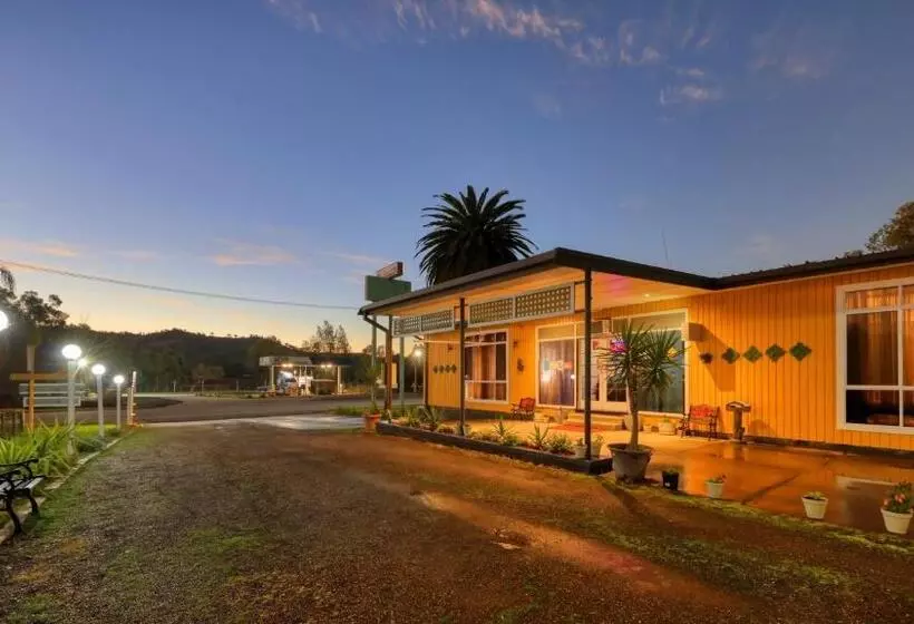 Motelli Bushmans Retreat Motor Inn