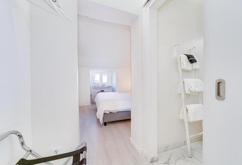 پانسیون Chiado 44