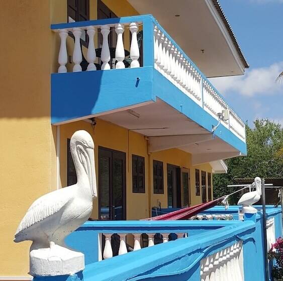 Sea Horizon Apartments