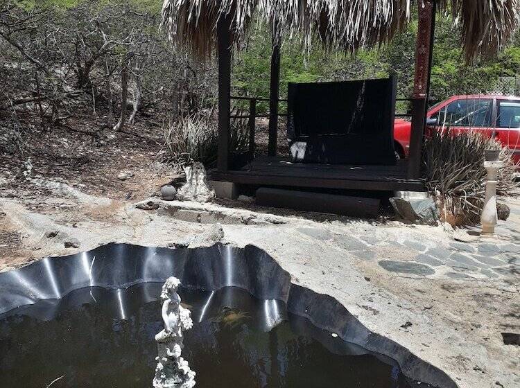 Sea Horizon Apartments