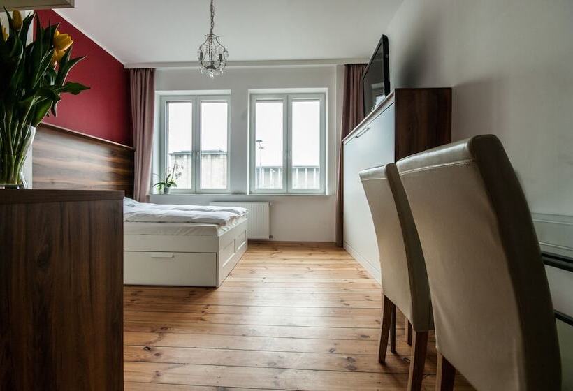 Smolna Apartments By Your Freedom