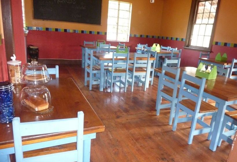 הוסטל Elalini Backpackers