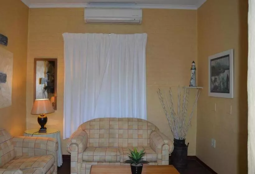 Ascot Inn