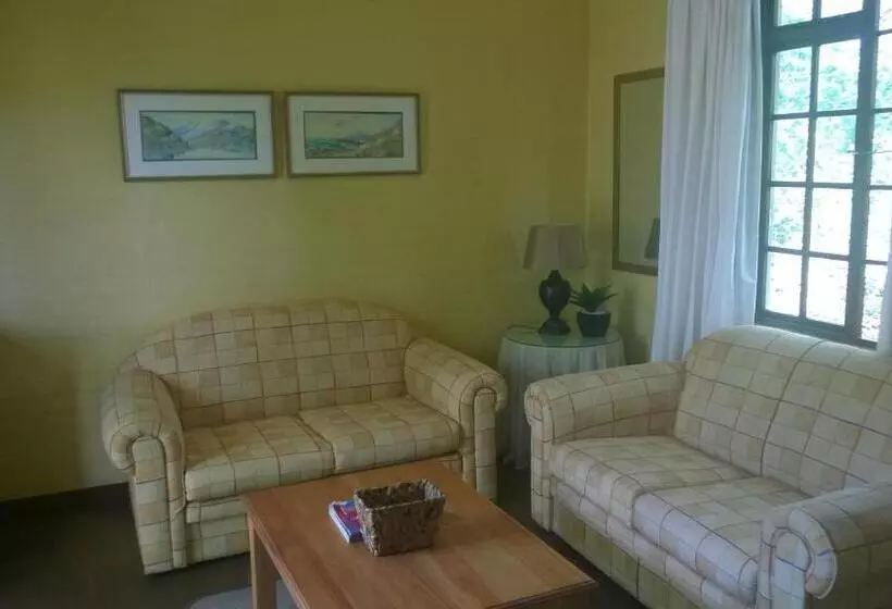 Ascot Inn