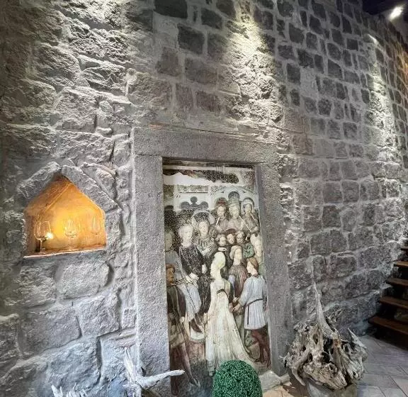 B&b Medieval House