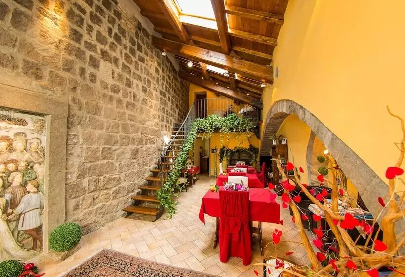 B&b Medieval House