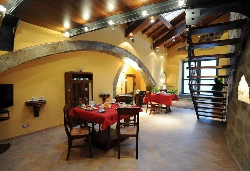 B&b Medieval House
