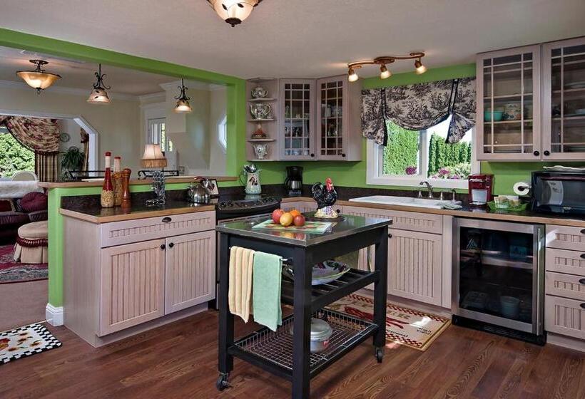 住宿加早餐 Cozy Rose Inn