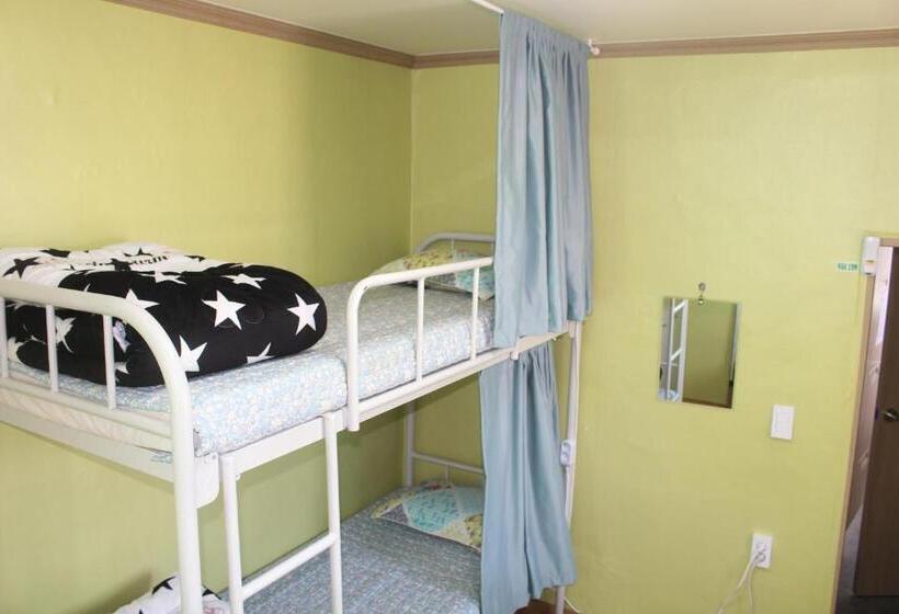 Dadam Guesthouse Hostel