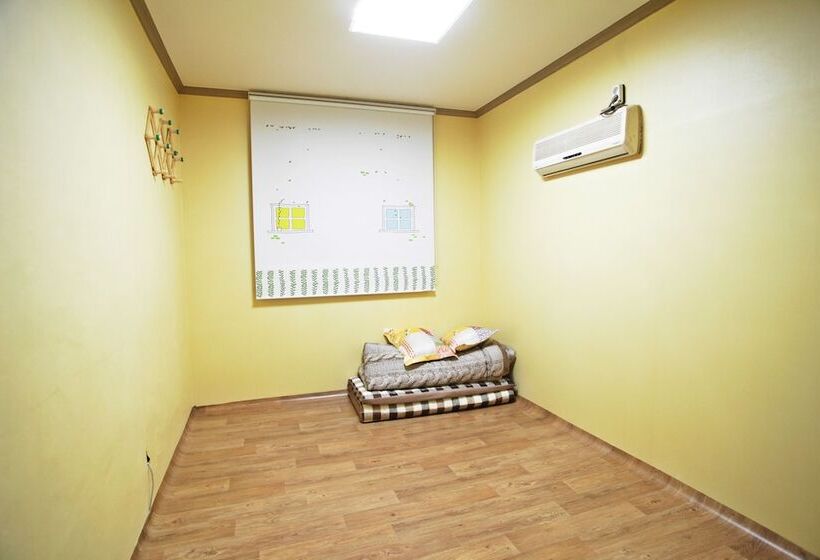 Dadam Guesthouse Hostel