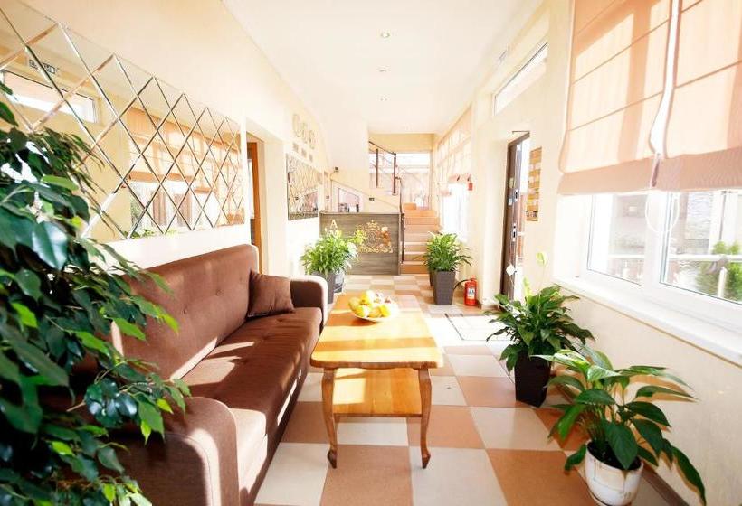 هتل Guest House Amigo