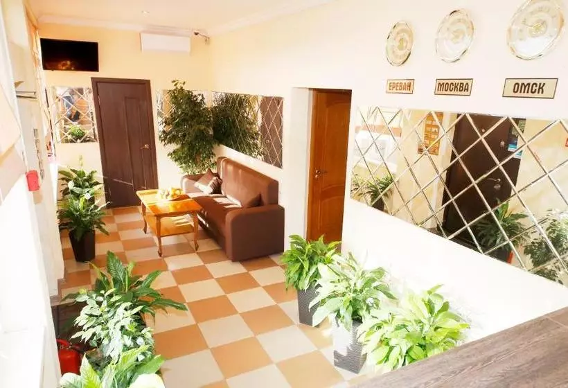 هتل Guest House Amigo