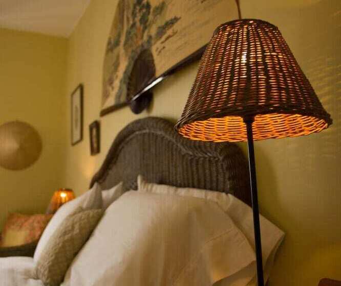 هتل Au Croissant De Lune