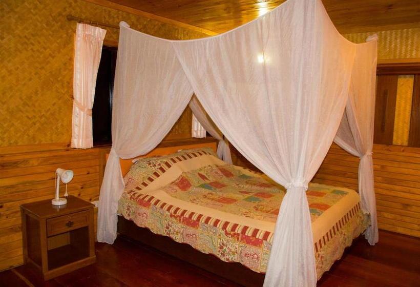 هتل Baan Soontree Resort