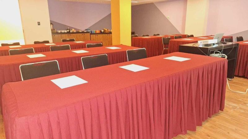 Sierra Suites By Hp Hotels