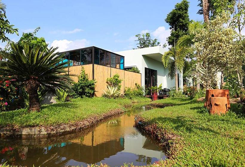 בית מלון כפרי Corner Spa Resort