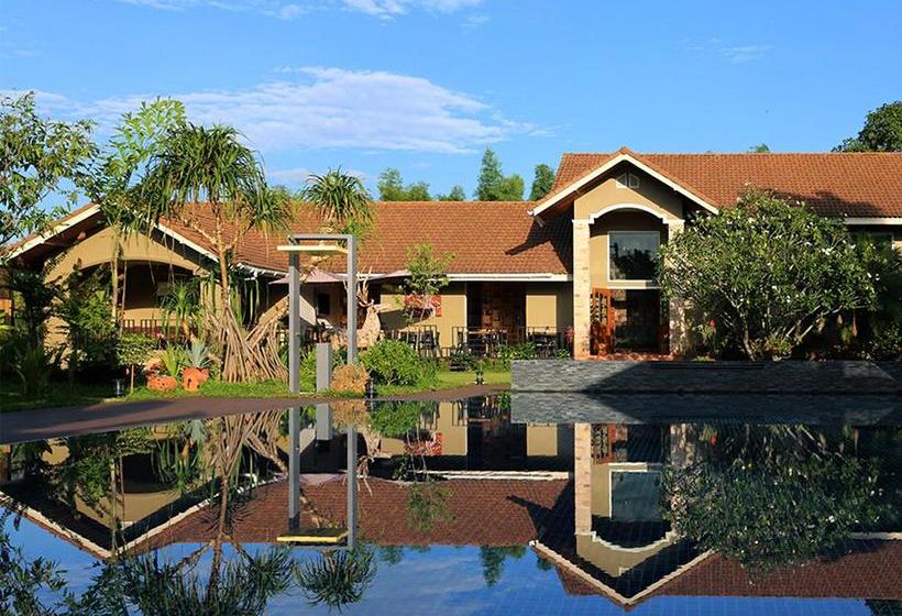 בית מלון כפרי Corner Spa Resort