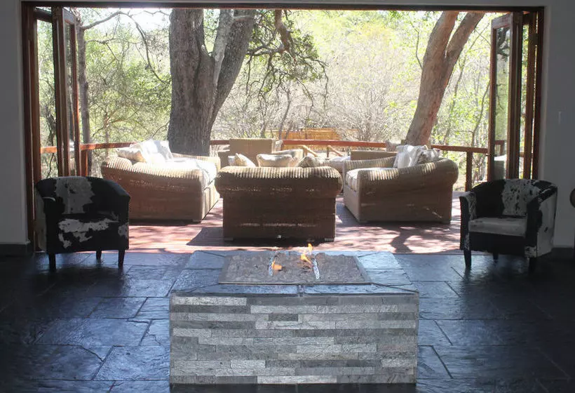 ホテル Kusudalweni Safari Lodge And Spa