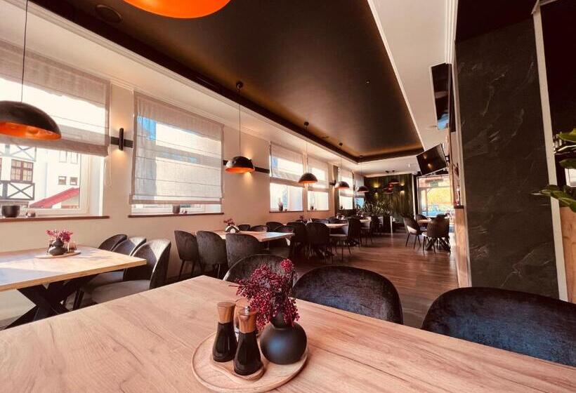 Hotell Ośrodek Wczasowy Paradise