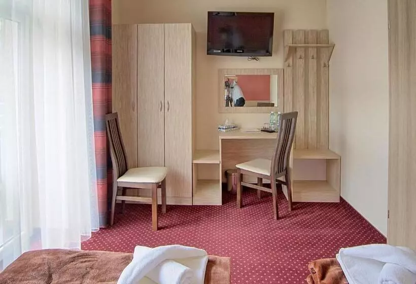 هتل Ośrodek Wczasowy Paradise