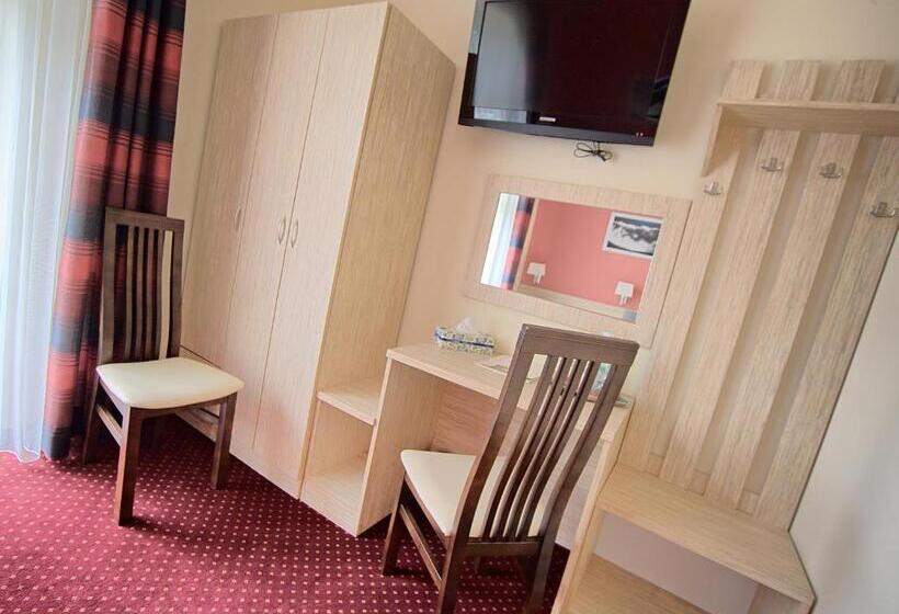 Hotell Ośrodek Wczasowy Paradise