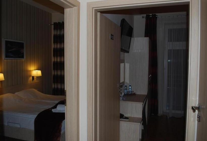 Hotell Ośrodek Wczasowy Paradise